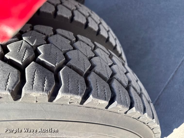 image for item DZ5187 2015 Ford F550 Ext. cab bucket truck