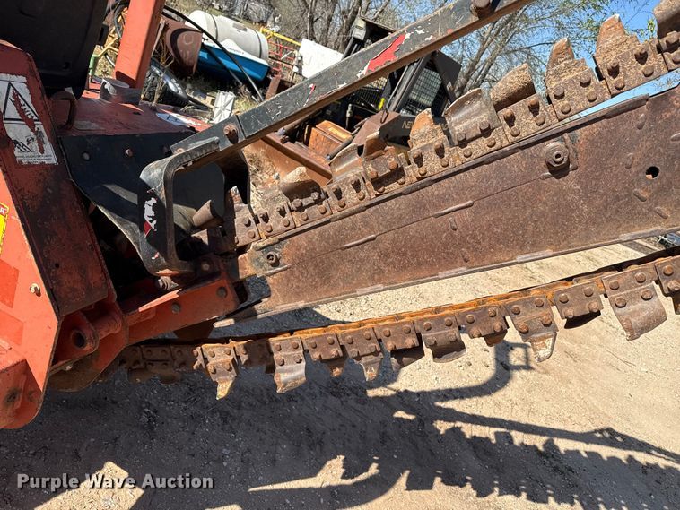 image for item DZ5241 Ditch Witch RT45 trencher