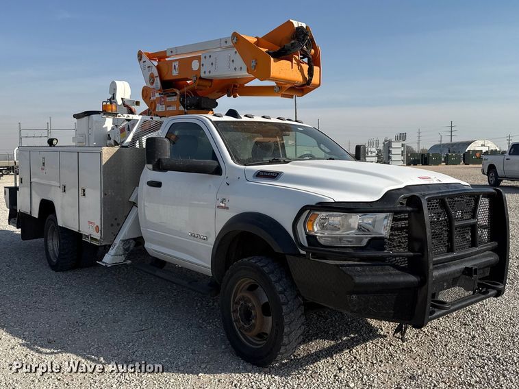 image for item DZ5245 2019 RAM 5500HD bucket truck