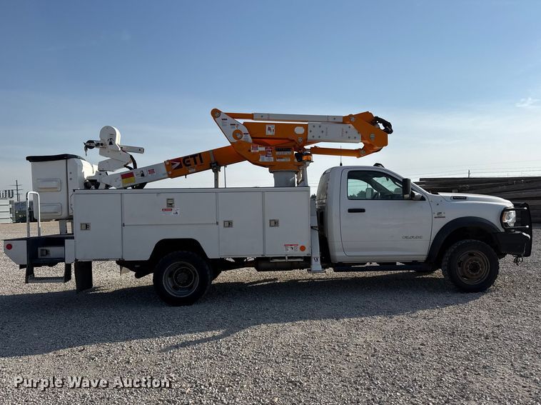image for item DZ5245 2019 RAM 5500HD bucket truck