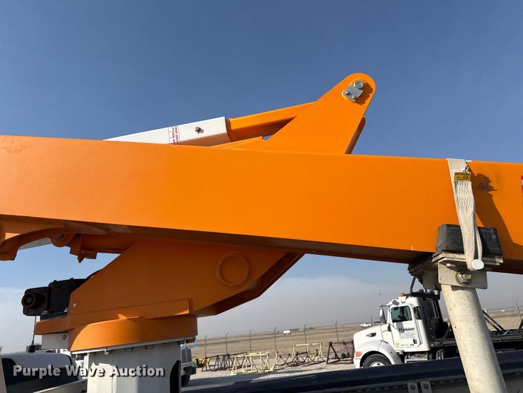 image for item DZ5245 2019 RAM 5500HD bucket truck