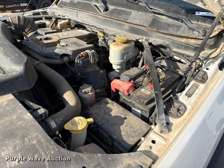 image for item DZ5245 2019 RAM 5500HD bucket truck