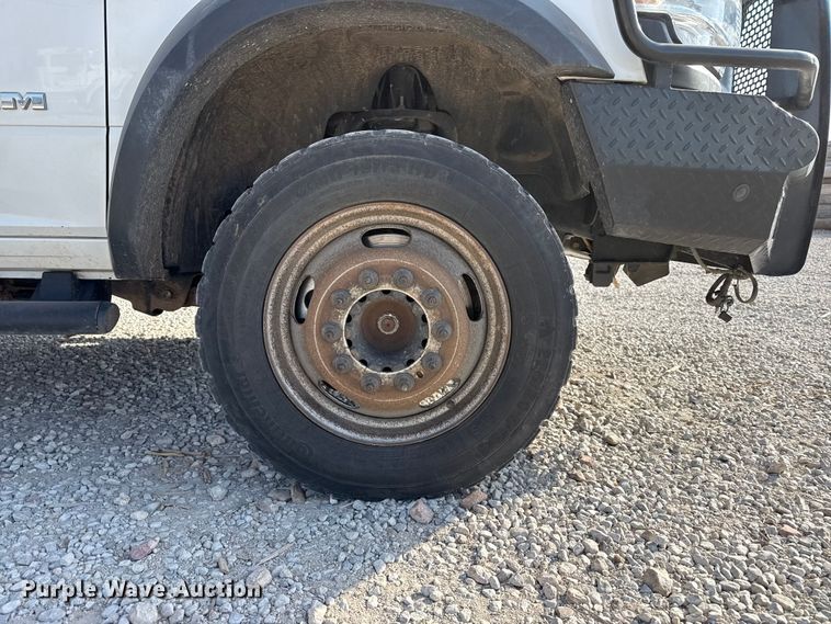 image for item DZ5245 2019 RAM 5500HD bucket truck