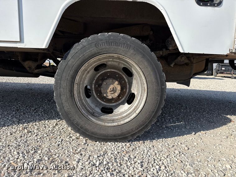 image for item DZ5245 2019 RAM 5500HD bucket truck