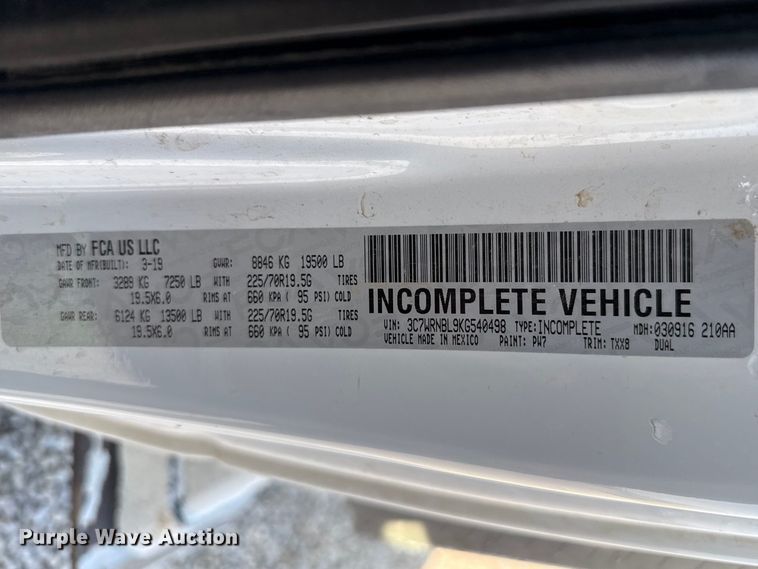 image for item DZ5245 2019 RAM 5500HD bucket truck