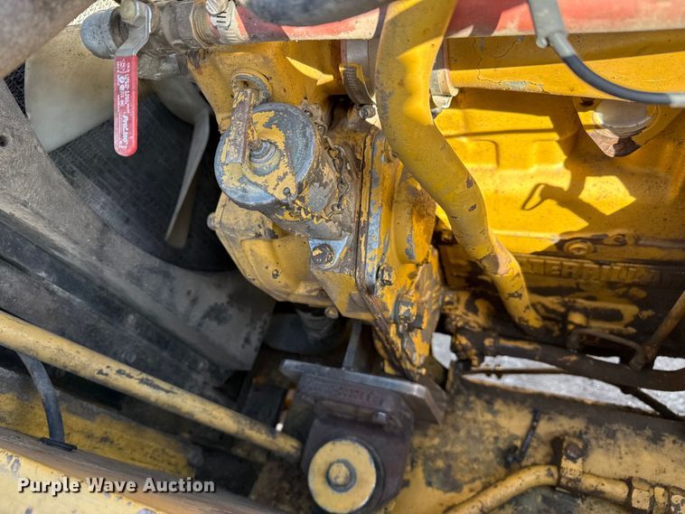 image for item DZ5260 1990 Caterpillar E240 excavator