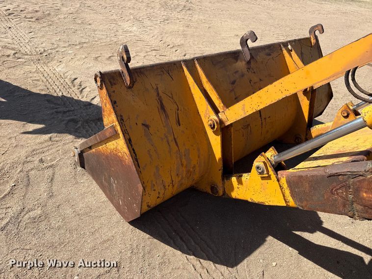 image for item DZ5261 Case backhoe