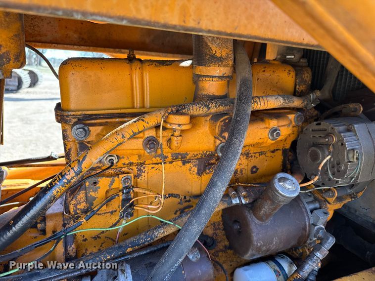 image for item DZ5261 Case backhoe