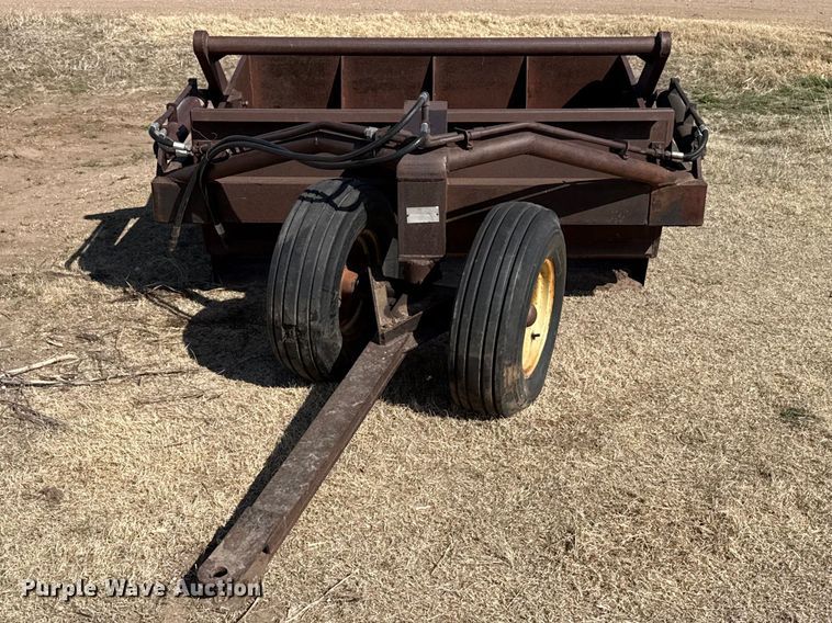 image for item DZ5263 Soil Mover Co 23RF scraper