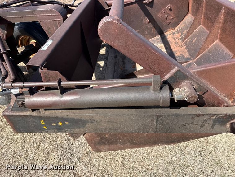 image for item DZ5263 Soil Mover Co 23RF scraper