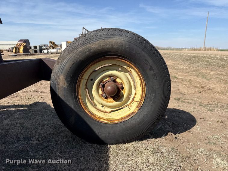 image for item DZ5263 Soil Mover Co 23RF scraper