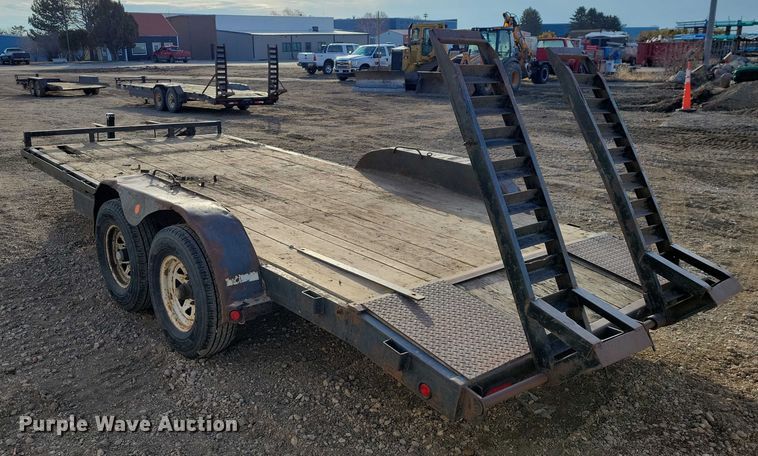 image for item EA2837 1999 LOAD TRAIL equipment trailer