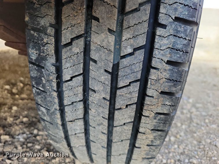 image for item EA2837 1999 LOAD TRAIL equipment trailer