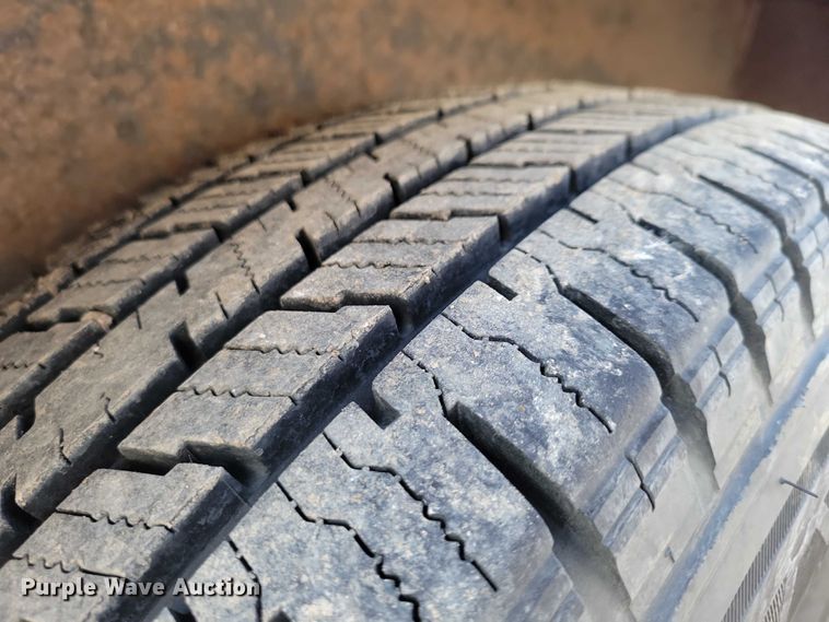 image for item EA2837 1999 LOAD TRAIL equipment trailer