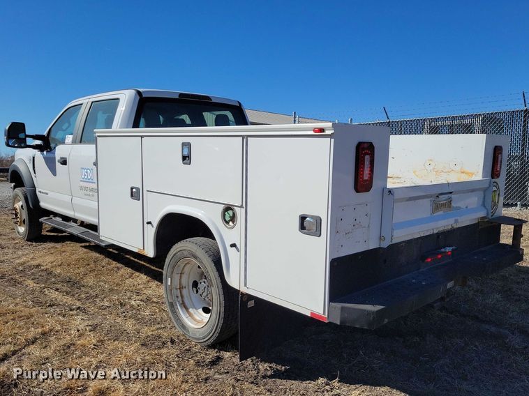 image for item EA2874 2019 Ford F550 utility / service truck