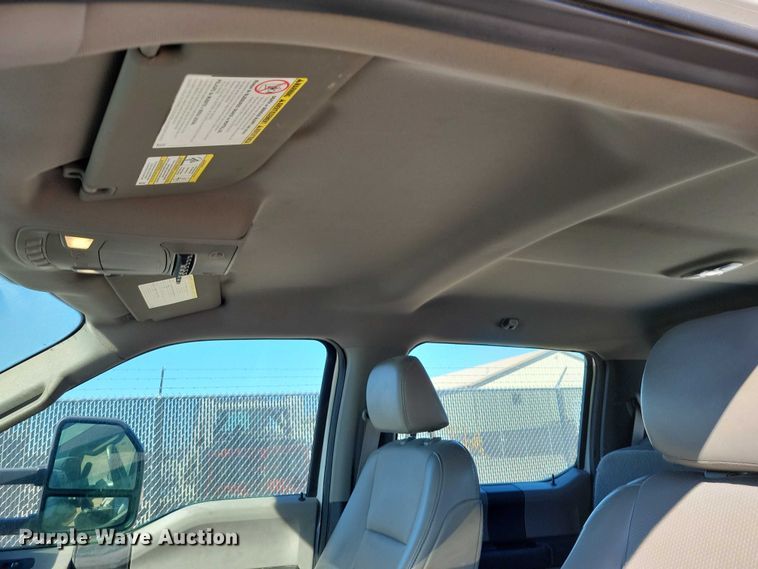 image for item EA2874 2019 Ford F550 utility / service truck