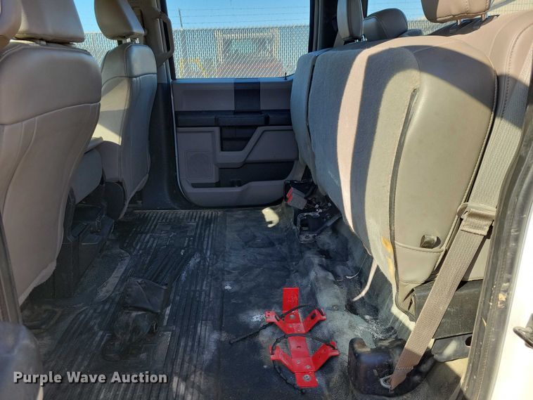 image for item EA2874 2019 Ford F550 utility / service truck