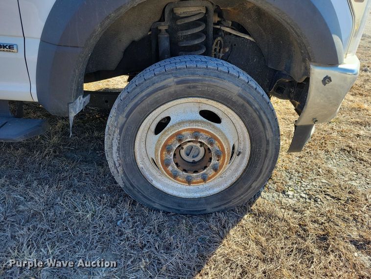 image for item EA2874 2019 Ford F550 utility / service truck