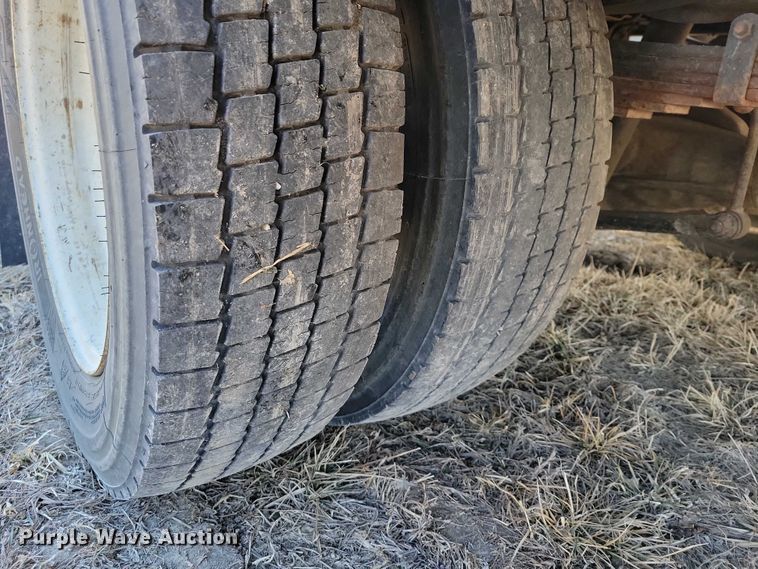 image for item EA2874 2019 Ford F550 utility / service truck