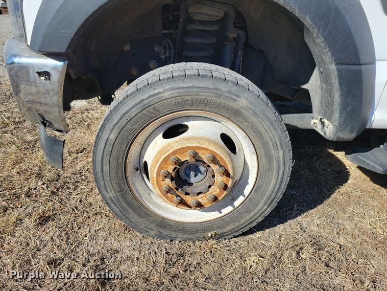 image for item EA2874 2019 Ford F550 utility / service truck