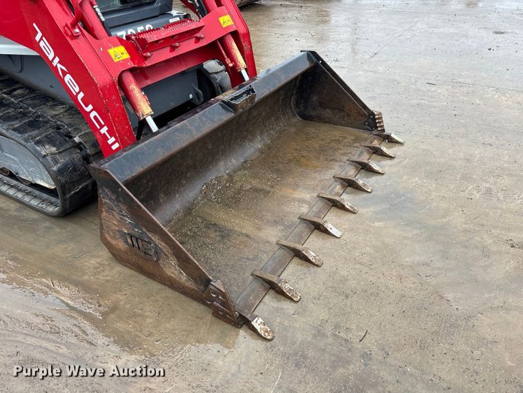 image for item EA4481 2022 Takeuchi TL12V2 tracked skid steer loader