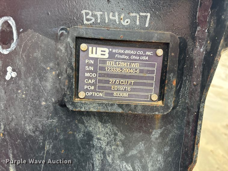 image for item EA4481 2022 Takeuchi TL12V2 tracked skid steer loader