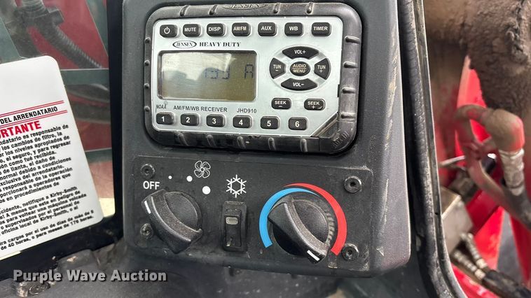 image for item EA4481 2022 Takeuchi TL12V2 tracked skid steer loader