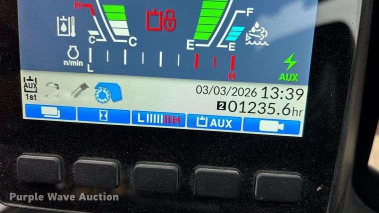 image for item EA4481 2022 Takeuchi TL12V2 tracked skid steer loader