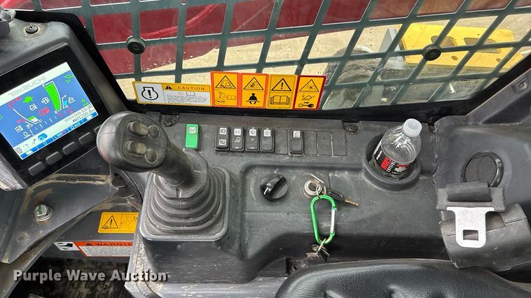 image for item EA4481 2022 Takeuchi TL12V2 tracked skid steer loader