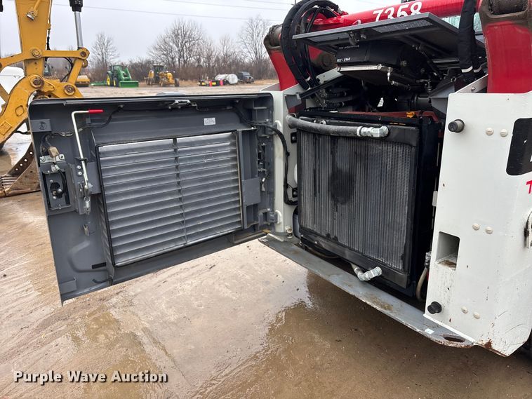 image for item EA4481 2022 Takeuchi TL12V2 tracked skid steer loader