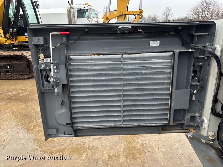 image for item EA4481 2022 Takeuchi TL12V2 tracked skid steer loader