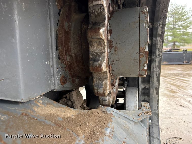 image for item EA4481 2022 Takeuchi TL12V2 tracked skid steer loader