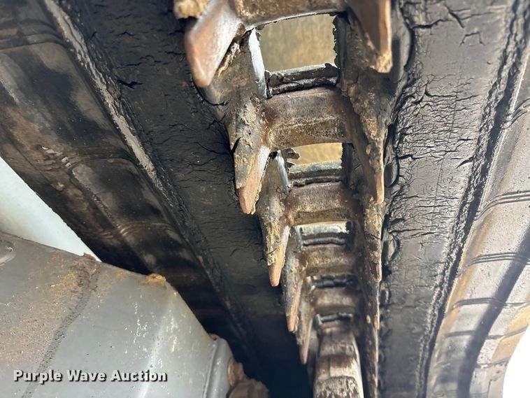 image for item EA4481 2022 Takeuchi TL12V2 tracked skid steer loader