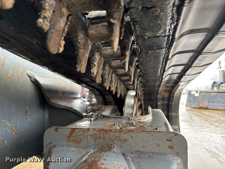 image for item EA4481 2022 Takeuchi TL12V2 tracked skid steer loader