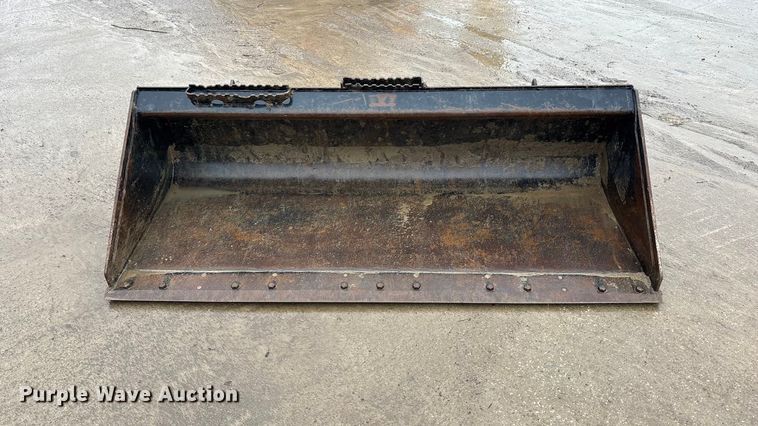 image for item EA4481 2022 Takeuchi TL12V2 tracked skid steer loader