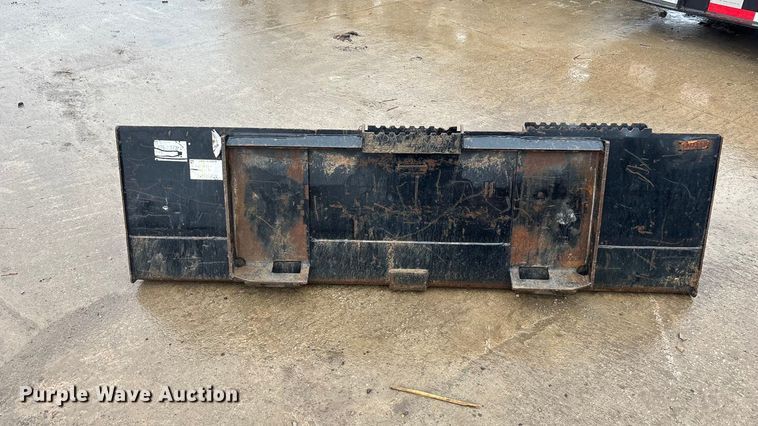 image for item EA4481 2022 Takeuchi TL12V2 tracked skid steer loader