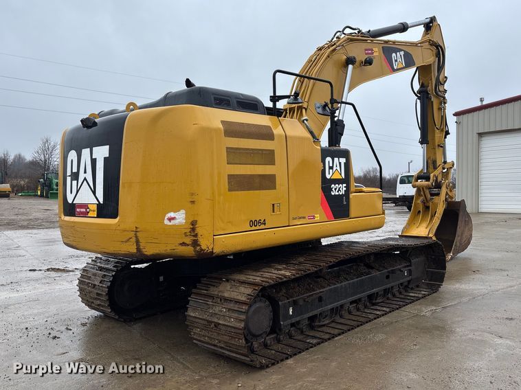 image for item EA4483 2017 Caterpillar 323FL excavator