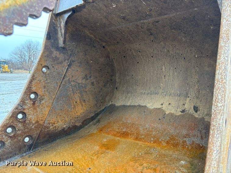 image for item EA4483 2017 Caterpillar 323FL excavator