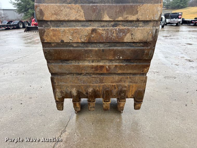 image for item EA4483 2017 Caterpillar 323FL excavator