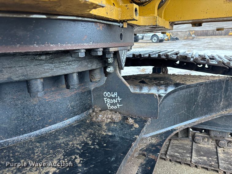 image for item EA4483 2017 Caterpillar 323FL excavator