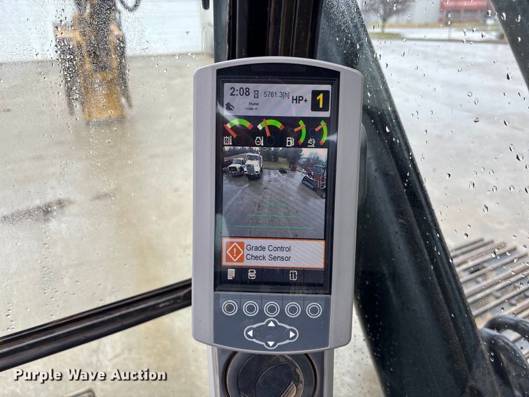 image for item EA4483 2017 Caterpillar 323FL excavator