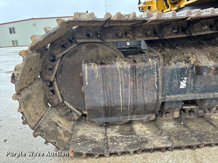 image for item EA4483 2017 Caterpillar 323FL excavator