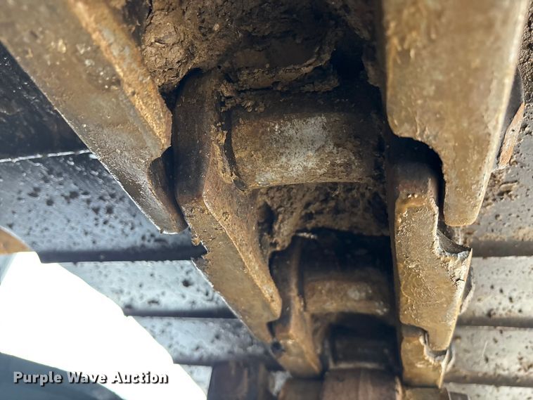 image for item EA4483 2017 Caterpillar 323FL excavator