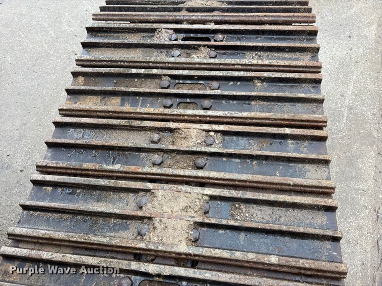 image for item EA4483 2017 Caterpillar 323FL excavator