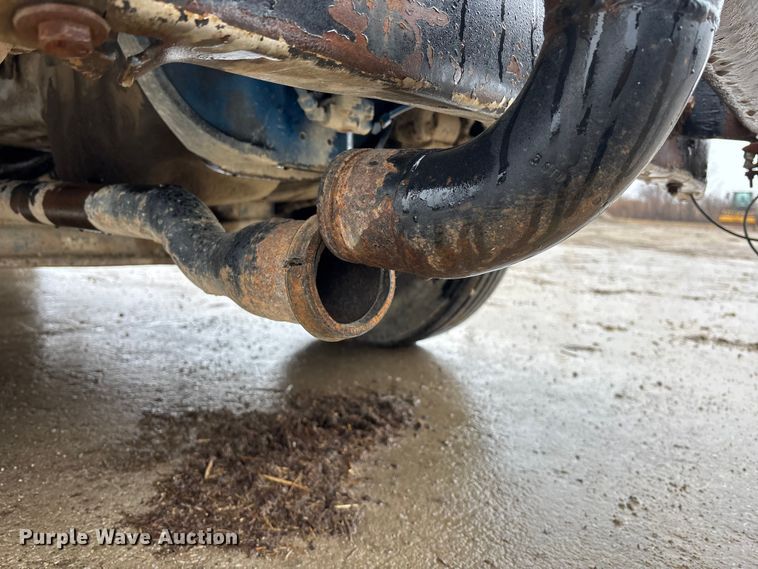 image for item EA4484 1989 Freightliner FLD120 water truck