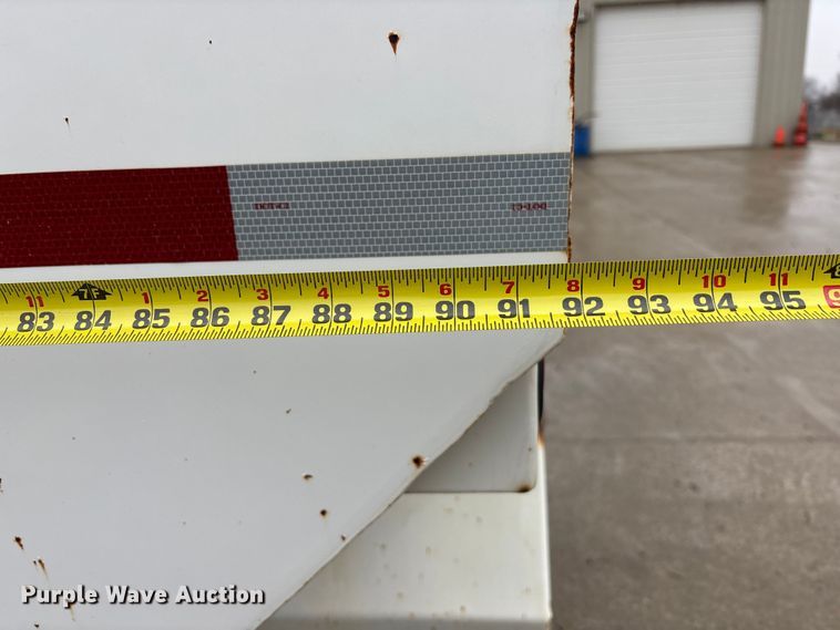 image for item EA4484 1989 Freightliner FLD120 water truck