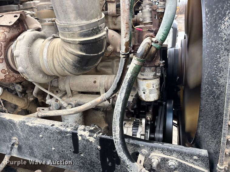 image for item EA4484 1989 Freightliner FLD120 water truck