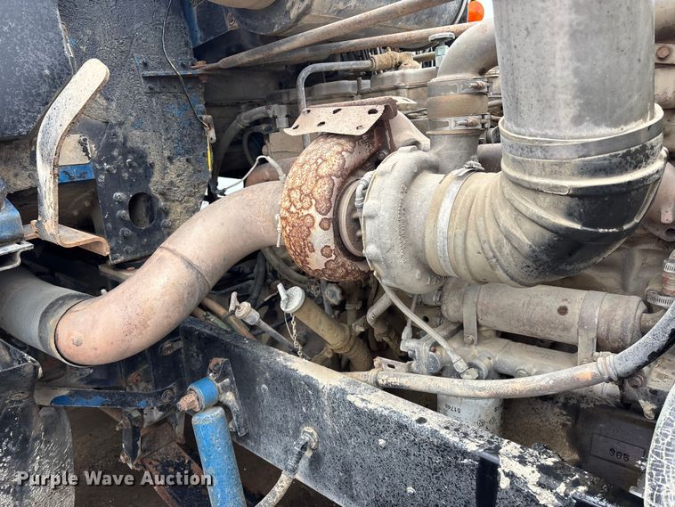 image for item EA4484 1989 Freightliner FLD120 water truck