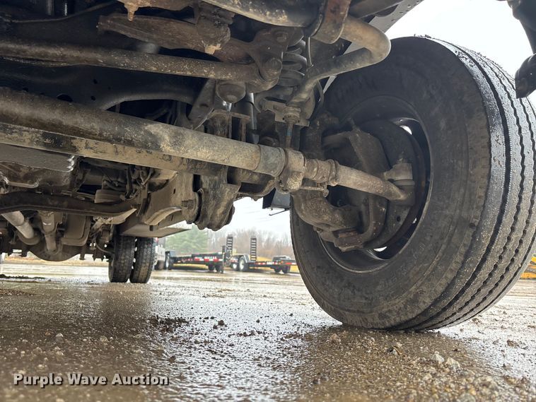 image for item EA4485 2012 Ford F550 utility / service truck