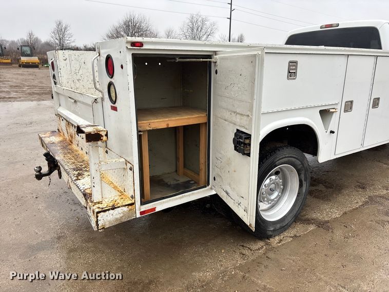 image for item EA4485 2012 Ford F550 utility / service truck